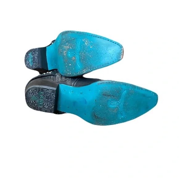 Silver Mesa bootie with turquoise detail cuffs studs and embroidery - Picture 8 of 8